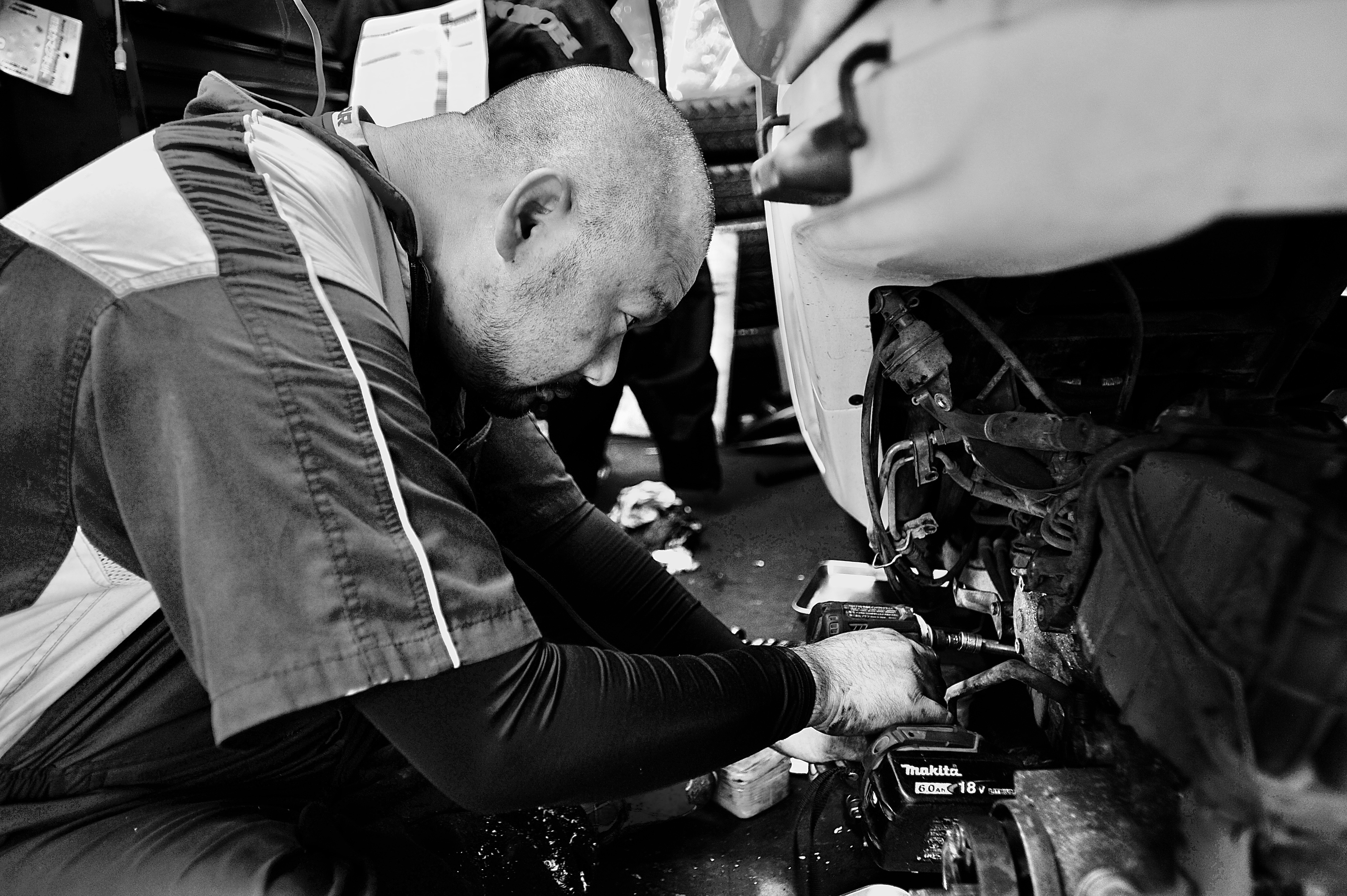 ジャイロキャノピーの整備を行う株式会社WINGオオタニ代表